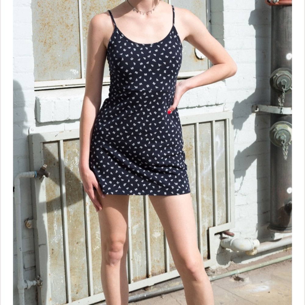 BRAND NEW NEVER WORN brandy Melville dress
